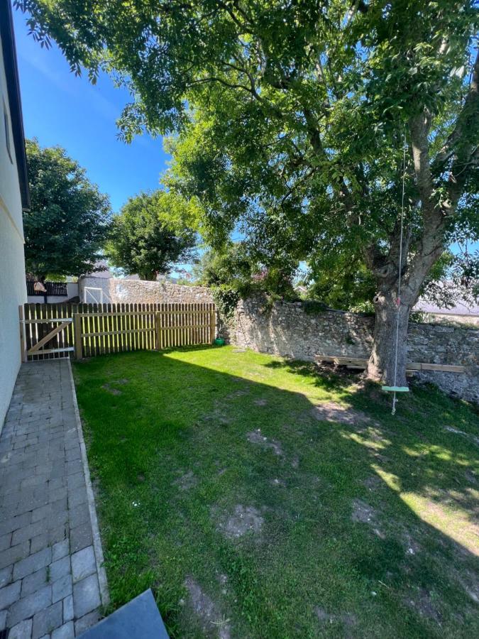 Orchard Lodge -Coastal Retreat, New Build, Village Views, Private Garden And Terrace Saint Brides Major Bagian luar foto
